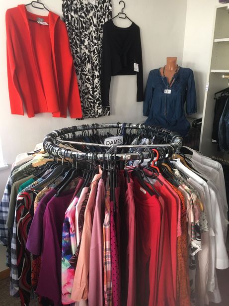 Damen Oberbekleidung (3Euro)